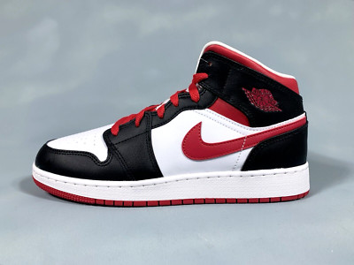 Air Jordan 1 Mid Very Berry Black White 554725-016 Size 7Y / Women Size 8.5
