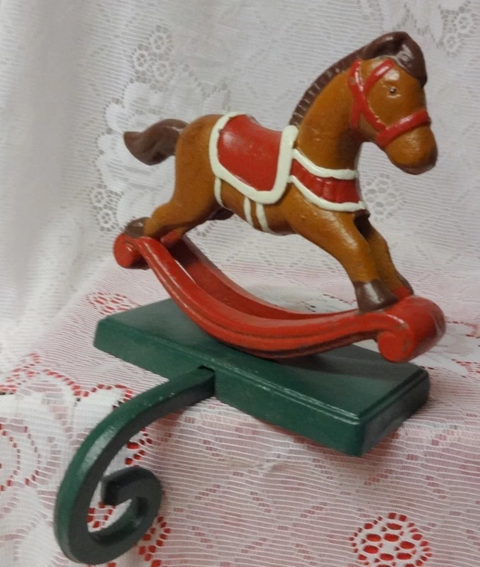 Gancho para abrigo de caballo mecedor de hierro fundido vintage soporte para medias de Navidad Foto 4 de 4