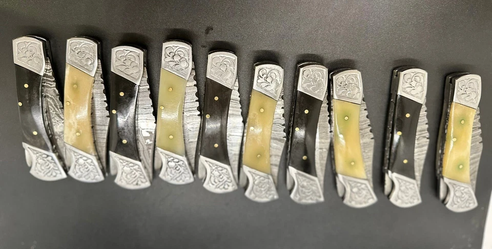 Lote de 8 Navajas de Bolsillo con Funda con Cierre Trasero Plegable de Acero Damasco Forjado a Mano Foto 2 de 4
