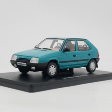 IXO 1:24 ŠKODA FAVORIT 1989 Diecast Car Model Metal Toy Vehicle