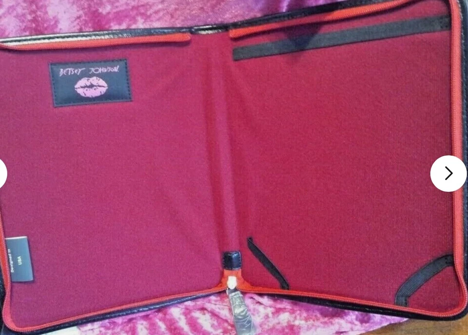 Betsey Johnson Ipad Portfolio Red/Black Tablet Cover - Image 4 of 4