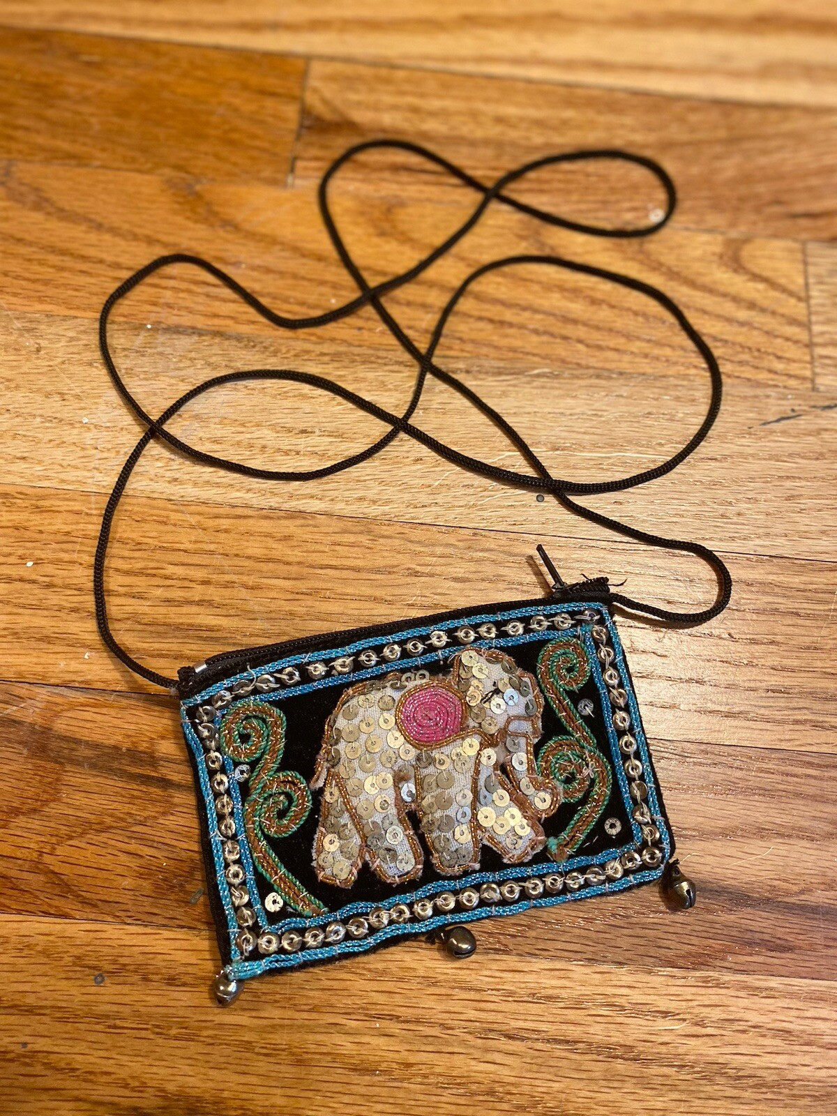 Tiny Crossbody Elephant Embroidered Essentials Pu… - image 6