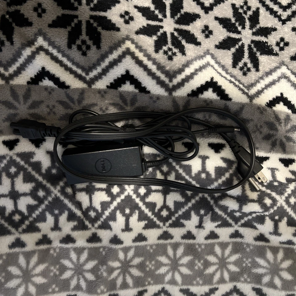 Dell Inspiron AMD A6 7th Gen - Image 3 of 3