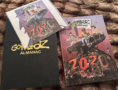 Gorillaz 2020 Collectible Animation Music Book Murdoc Noodle Russel 2-D