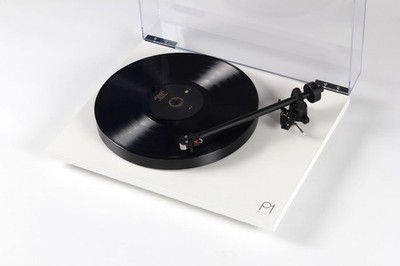Rega Planar 1 Plus Plattenspieler inkl. Phono Vorstufe