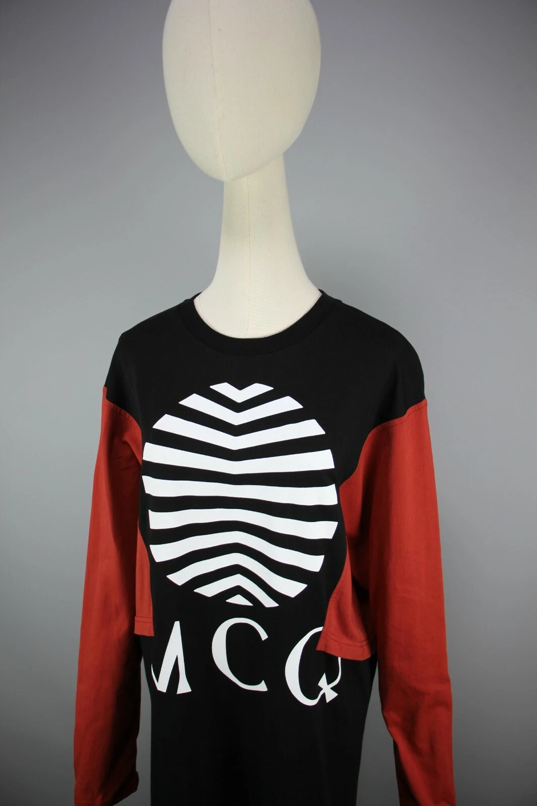 Abito a maniche lunghe Alexander McQueen nero cotone logo bianco taglia S