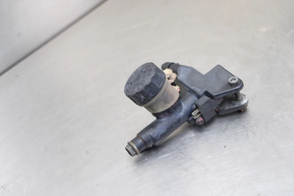 03-05 SUZUKI SV1000 HYDRAULIC CLUTCH MASTER CYLINDER RESERVOIR BOTTLE Foto 4 de 4