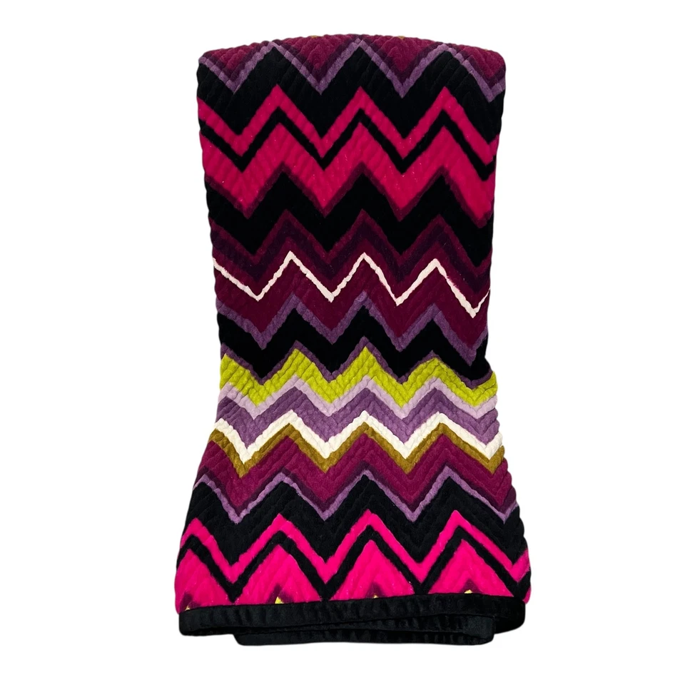 Missoni for Target Chevron Reversible Throw Blanket Passione 50 x 60 Inches - Image 2 of 4