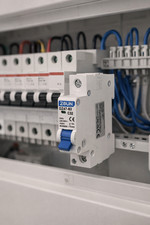 ⚡ C32 Miniature Circuit Breaker (MCB) – Single Pole DIN Rail Switch