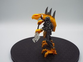 LEGO BIONICLE STARS RAHKSHI (7138) COMPLETE WITH GOLD ARMOR *FREE SHIPPING*