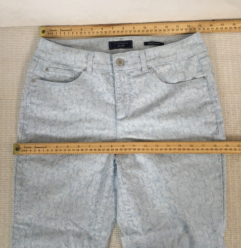 Charter Club Bristol Capri Jeans Size 8 Light Blue White Paisley Mid Rise Skinny - Picture 8 of 11