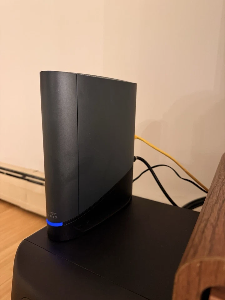 Cable módem Arris Surfboard G36 DOCSIS 3.1 + router Wi-Fi 6 Foto 3 de 4