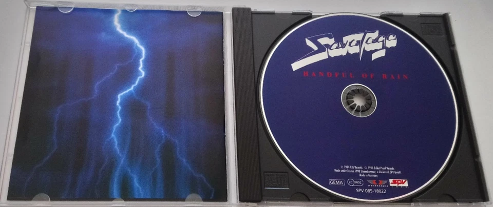 Savatage  - Handful Of Rain  + Bonustrack -  CD Album  aus Sammlung - Bild 2 von 3