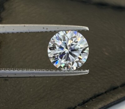 1.82 CTS A GORGEOUS MOSSANITE ROUND SHAPE WITH EXCELLENT COLOR AND CUT 8 MM !!