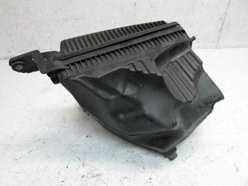 KIA K900 2015-2017 filtro de aire admisión filtro caja carcasa montaje 3,8 L OEM Foto 2 de 4