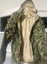 US Navy Parka Working Uniform Jacket Gore-Tex Type III Digital Camouflage MEDIUM