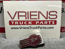 KENWORTH K170-46-1 ORNAMENT-HOOD KW