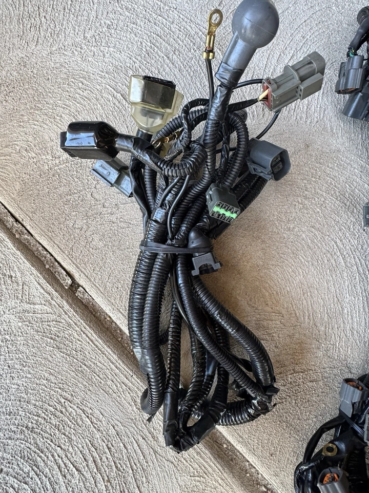 Arnés de motor completo OEM Nissan R32 RB26DETT a S13 240SX - Especialidades de cableado Foto 2 de 4