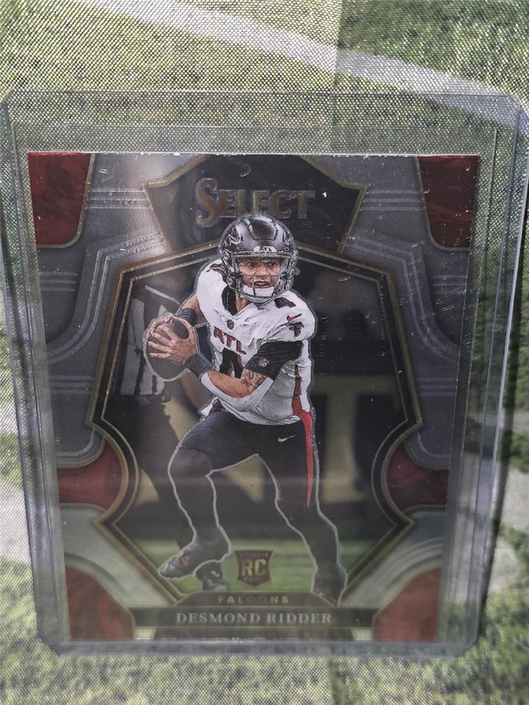 2022 Panini Select Football #104 Desmond Ridder RC Premier Level ROOKIE