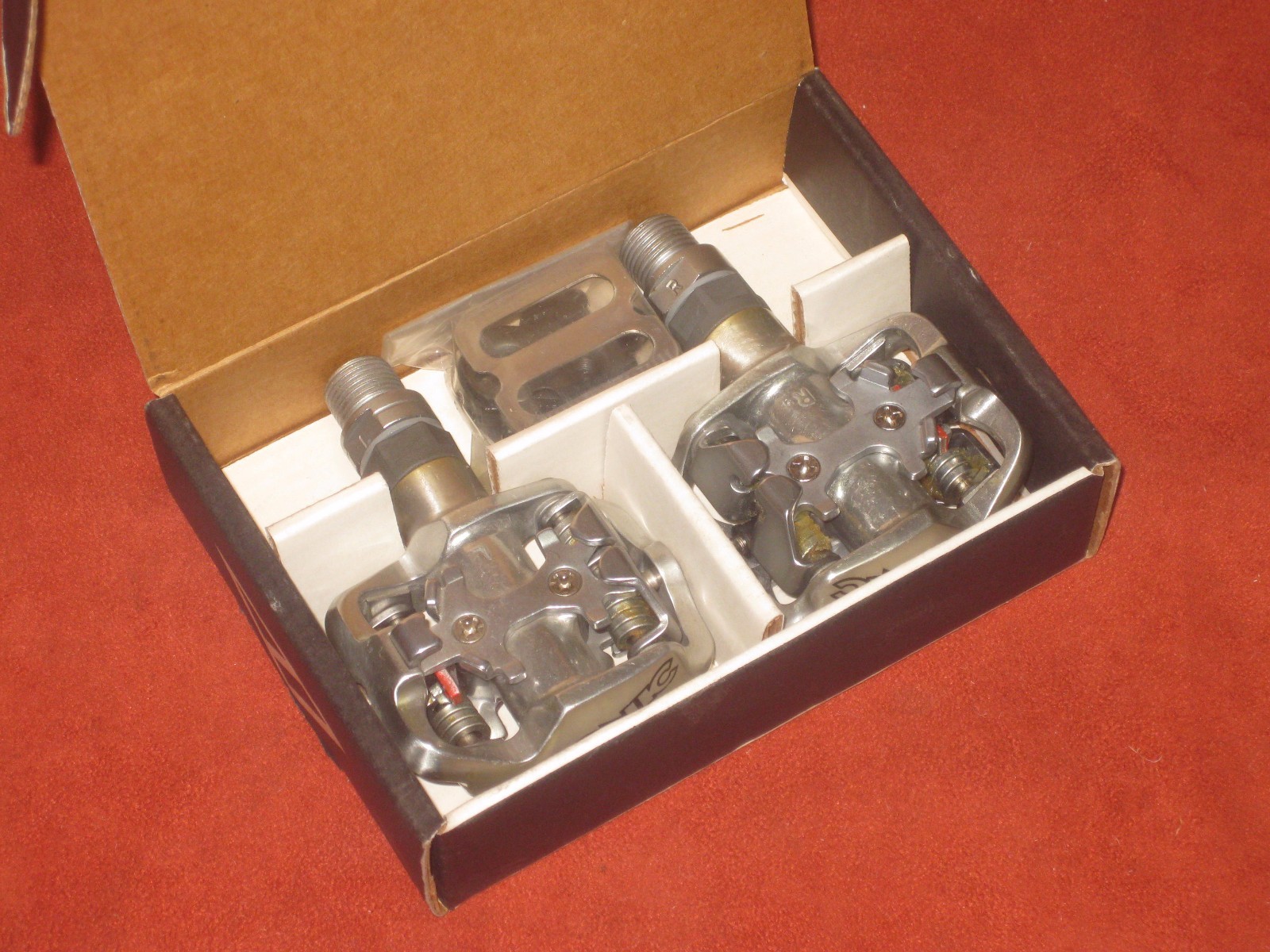NEW NOS rrp Azonic SPD Clipless Pedals MTB Off Road Bike Bicycle Mountain NEW NOS rrp Azonic SPD Clipless Pedals MTB Off Road Bike Bicycle Mountain