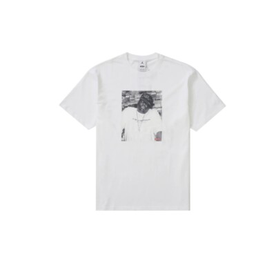 In Hand Supreme Jordan Biggie Notorious Big Top T-Shirt White Size: XL