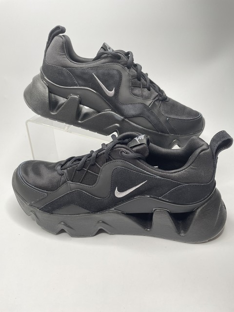 nike ryz all black