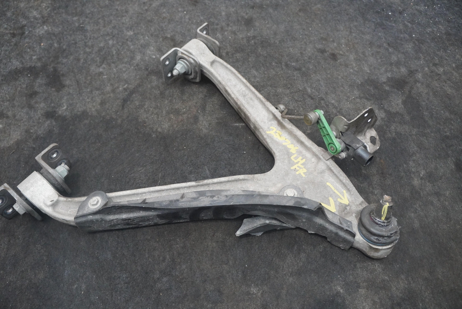 Front Suspension Left Lower Control Arm 420407151K OEM Audi R8 2010-15 *Note*