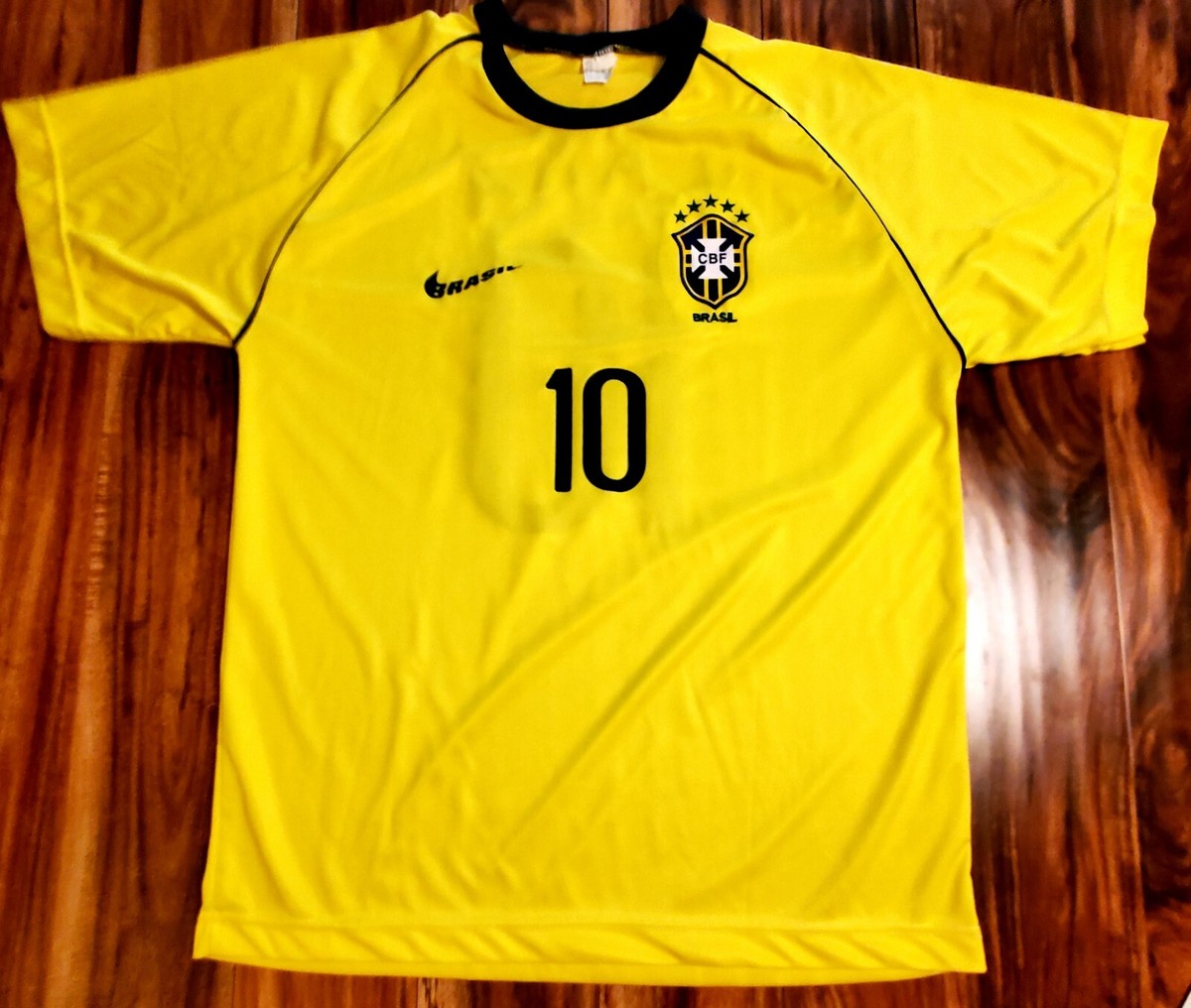 KAKA #10 Brazil 2008 2010 Home Soccer Football Jersey Sz-M