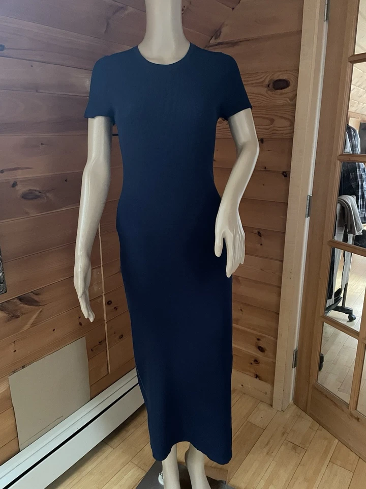 Vestido largo tejido acanalado azul marino Theory para mujer talla L $495 Foto 2 de 4