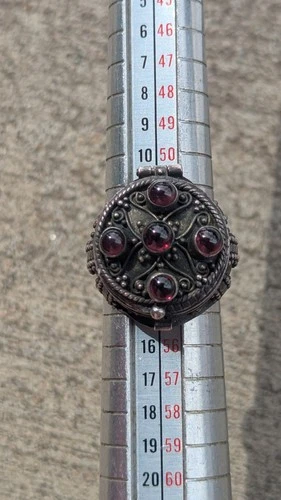Vintage Sterling Silver Garnet Poison Ring Locket Hidden Compartment Size 6.5