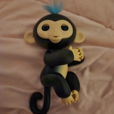 WowWee Fingerlings Talking Interactive Black Baby Monkey - WORKS