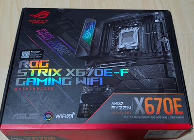 ASUS ROG Strix X670E-F Gaming WiFi AM5 ATX AMD Mainboard