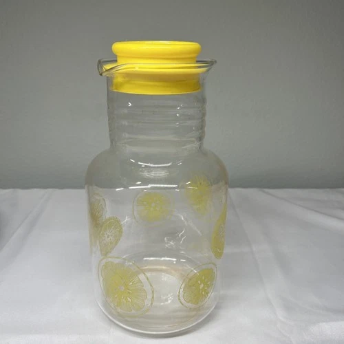 Pyrex Lemonade Juice Pitcher Carafe w/Lemons and Lid, 1.5 Quart, #3515, Vintage