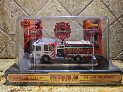 Code 3 Fire Engine Truck Die Cast 1/64 2000 Ferrara Inferno No 12257 | eBay