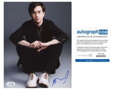 Nat Wolff "Paper Towns" AUTOGRAPH Signed 8x10 Photo E ACOA