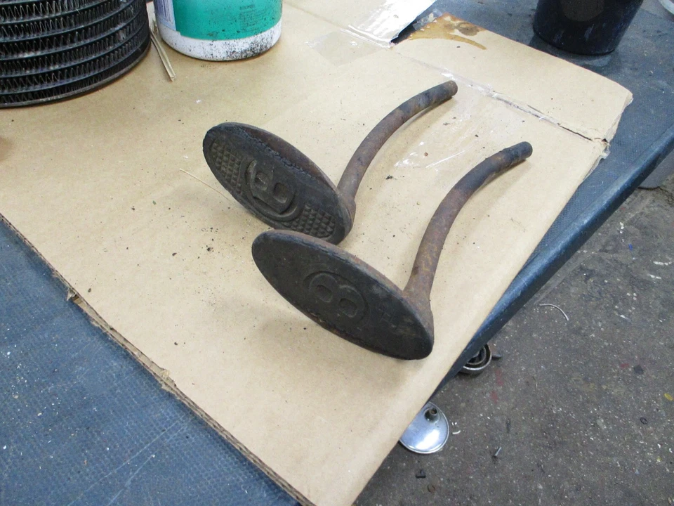 Pedales de embrague y freno Rolls Royce Dawn Bentley Mark VI R tipo Foto 2 de 4