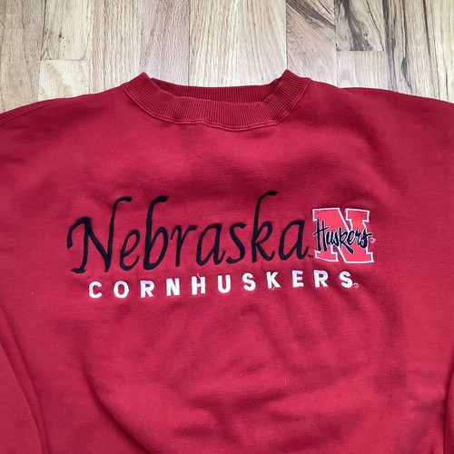 Nebraska Huskers Sweatshirt Sz L Red Embroidered Pullover Champs Sports - Picture 2 of 11