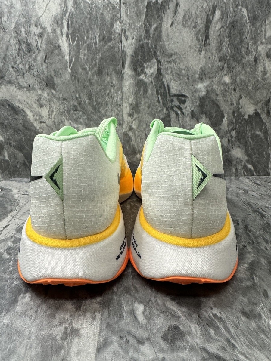 Nike ZoomX Ultrafly Trail Vapor Green Laser Orange DX1978 Nike ZoomX Ultrafly Trail Vapor Green Laser Orange DX1978