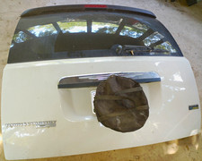08-16 Chrysler Town And Country Trunk