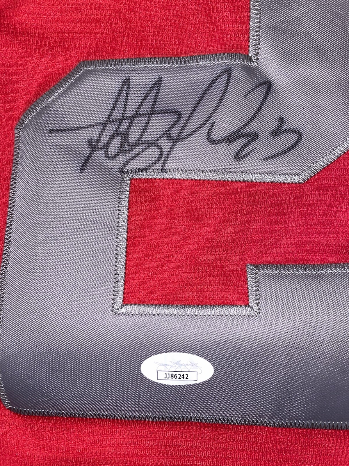 Picture 2 of 5