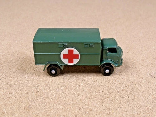 OLD VINTAGE LESNEY MATCHBOX # 63 FORD SERVICE AMBULANCE