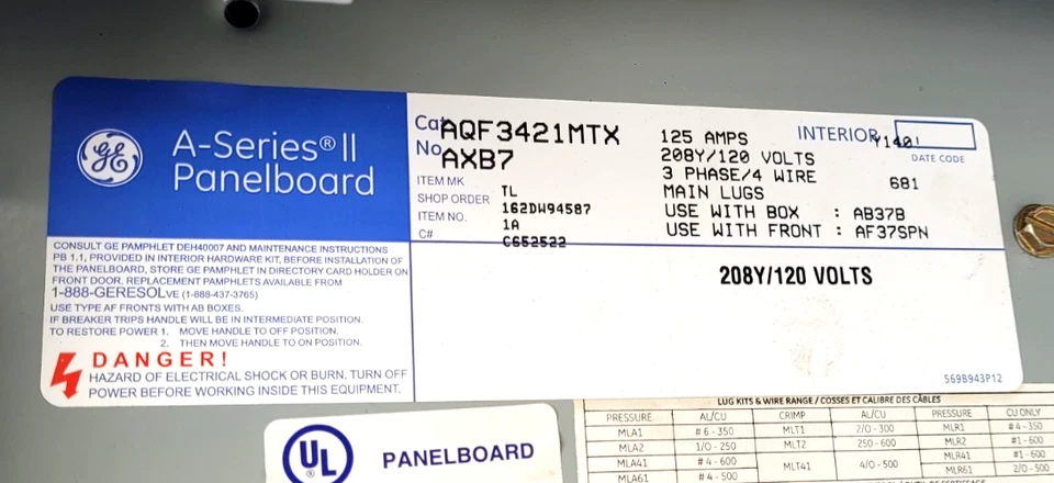 AQF3421MTX GE 125 Amp Main Lug PanelBoard 120V 3 Fases 4 Cables 42 Circuitos Foto 3 de 4