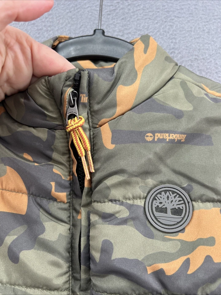 Chaleco Timberland Juvenil Talla 2T Estampado Camuflaje Puffer Cremallera Completa Sin Mangas Foto 4 de 4