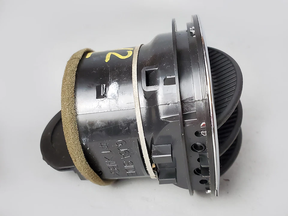 2004 - 2008 Mazda Rx8  Ac Air Vent Grille Nozzle Heater Driver Lh Dash Oem - Image 3 of 4