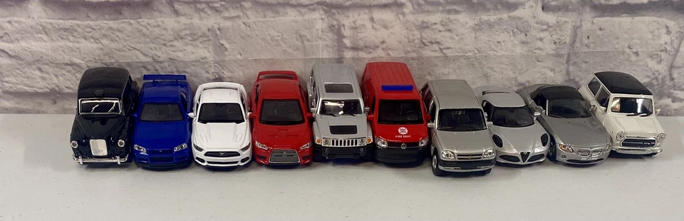 *NUEVO* Lote de 10 autos clásicos Welly Diecast Hummer H3 Mustang BMW 4,75 pulgadas Foto 4 de 4