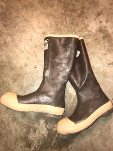 industrial servus boots