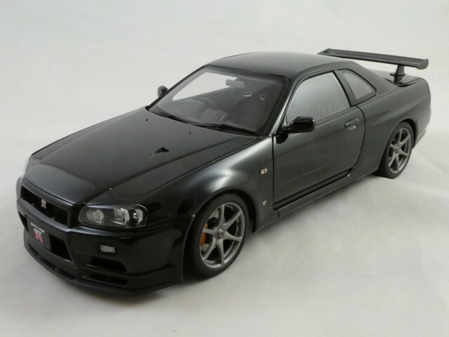 Autoart Nissan Skyline GT-R R34 V-Spec 8 Black Pearl 2001 1/18