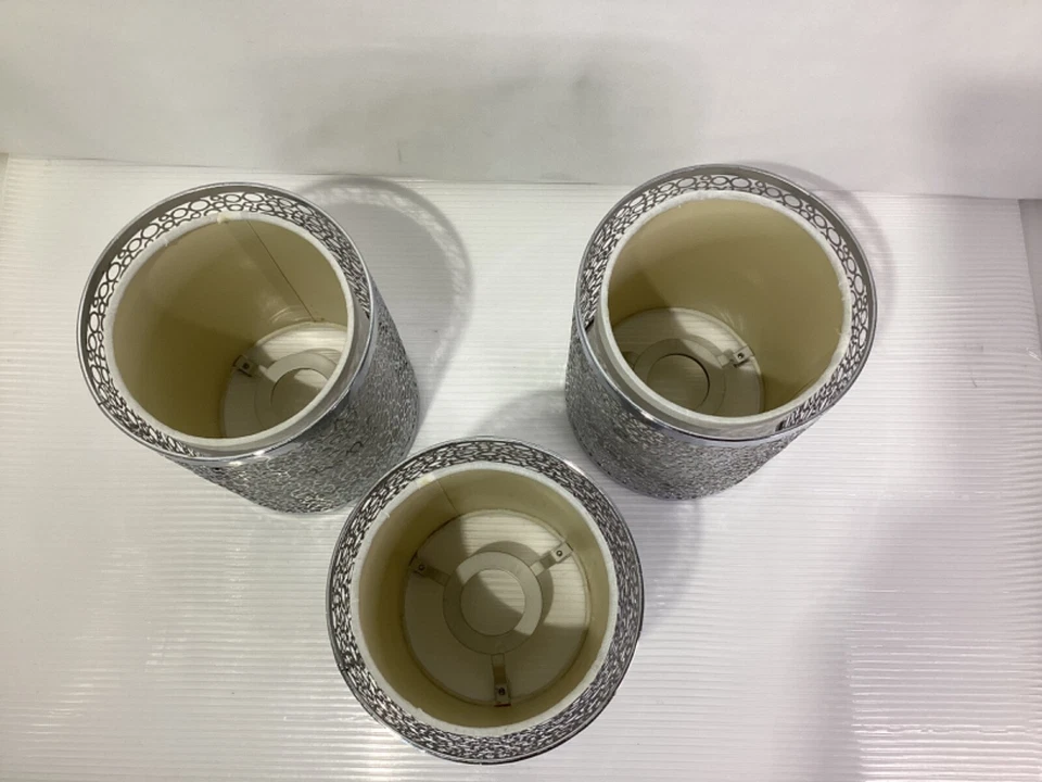 Набор светильников из трех металлических/пластиковых цветов серебристых/ванильных - Изображение 3 из 4