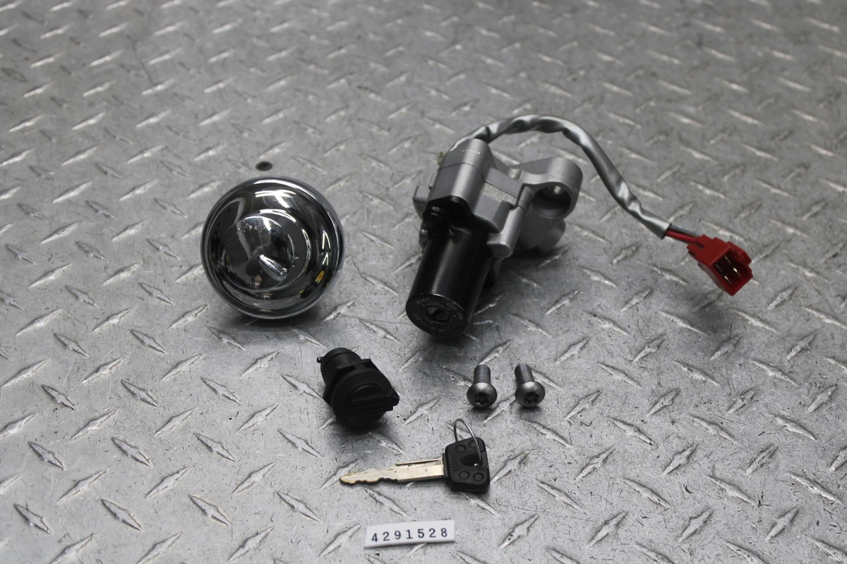 GOOFIT 6 Pin Voltage Regulator Raddrifier Accensione Accessori per Moto 12V Sostituzione per Xvs1600 Xvs1100 V-Star 1100