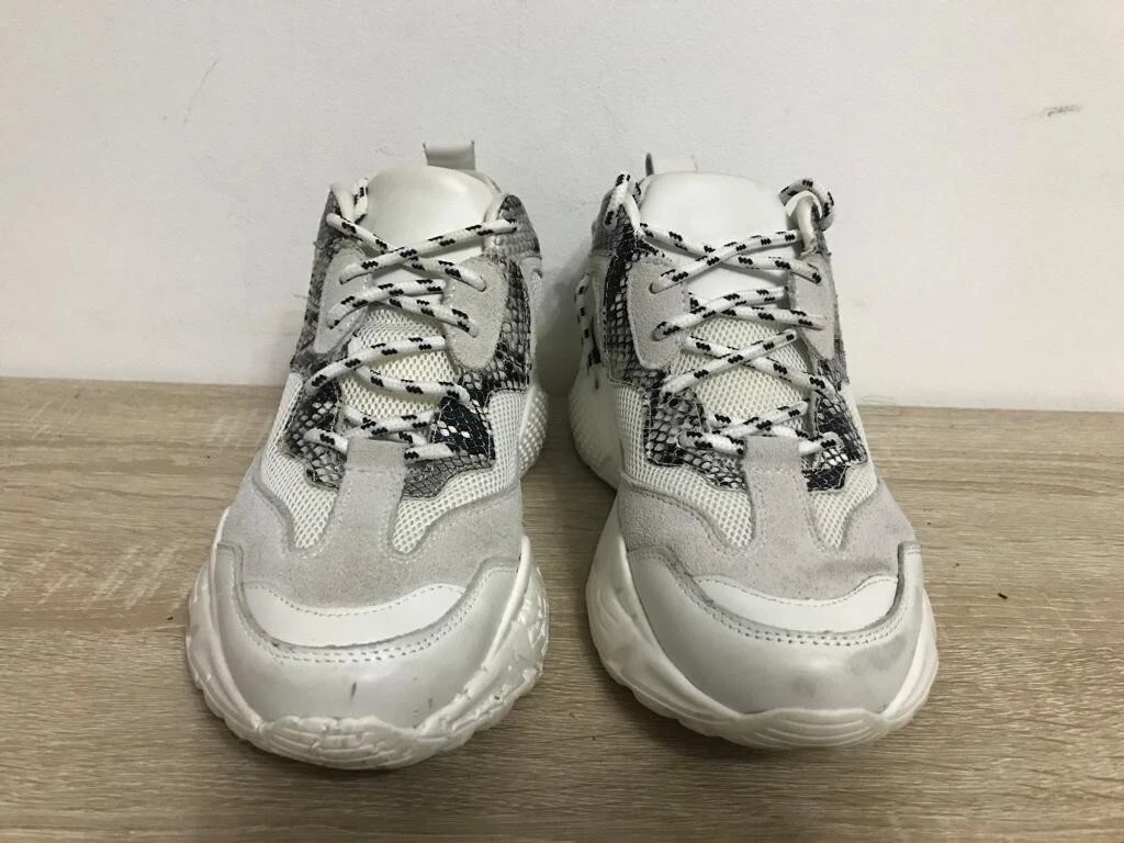 Steve madden shop grey shoes